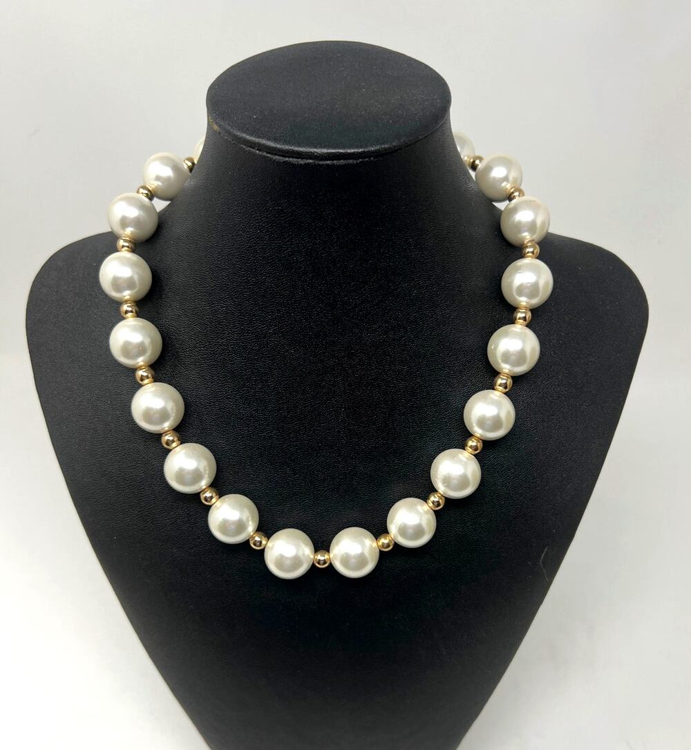 Vintage Yellow Gold Pearl Necklace